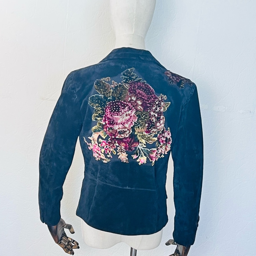 Vintage Suede Floral Wilson’s Leather Jacket W/ Pink Lining - Small - Picture 7 of 9